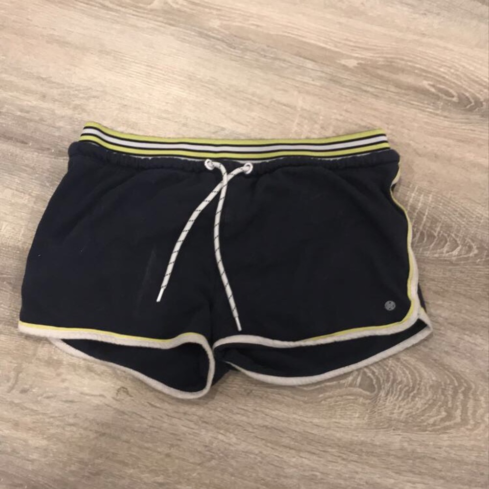 Arden shorts